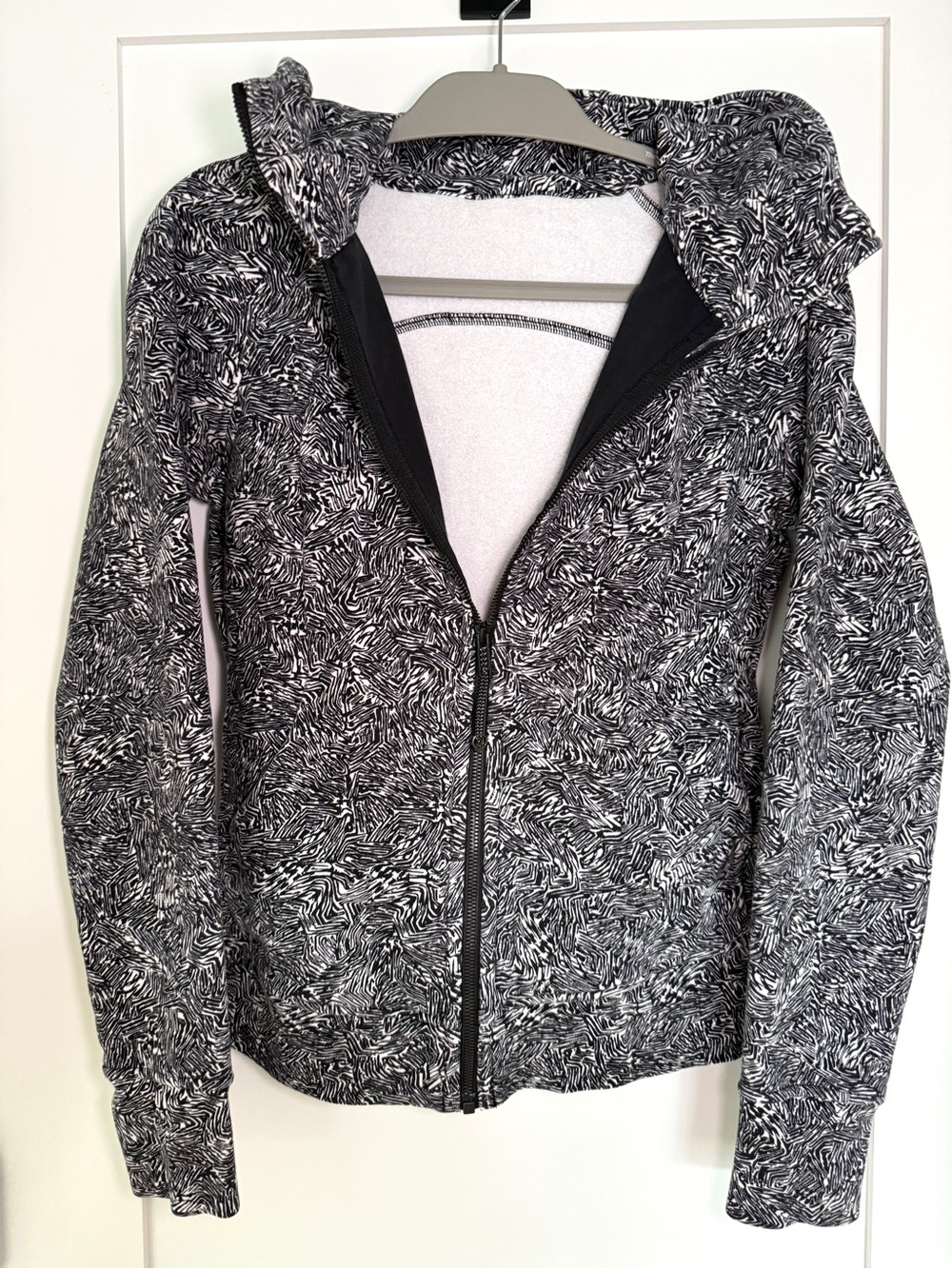 Lululemon Scuba Full Zip Hoodie Offbeat Alpine White Black Jacket Size 6